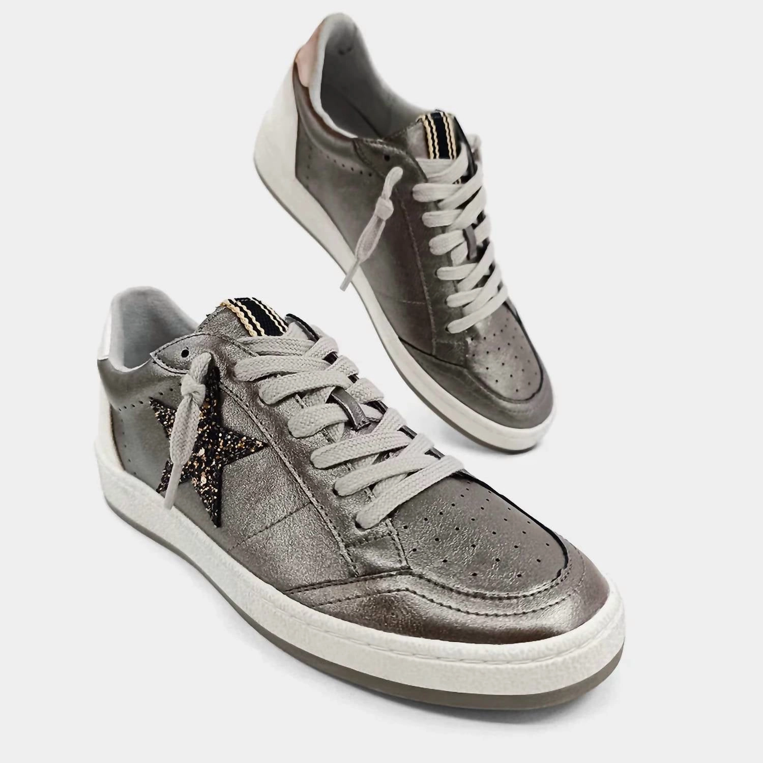 Youth Paz Sneaker In Grey Girls Athletic Shoes on sale